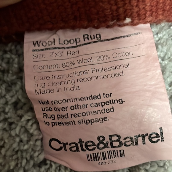 Crate & Barrel wool loop rug 2’ x 3’ - Picture 4 of 4